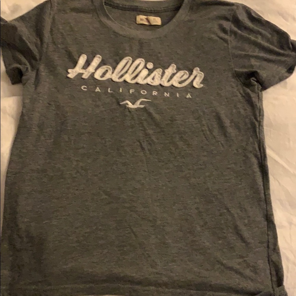 Gray Hollister shirt